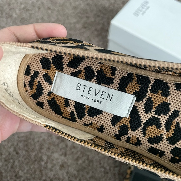 Brand New with Box Steven New York Brown Cheetah Flats - Picture 3 of 4